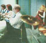 TR og Ast på scenen